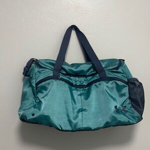Like New - Perfect!!!!! Extra Large Under Armour Teal Duffel Bag
